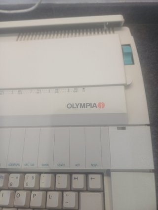 Maquina escribir olympia