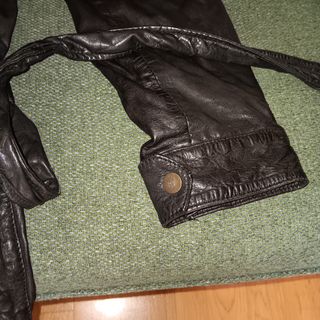 Chaqueta cuero negra purificación garcia