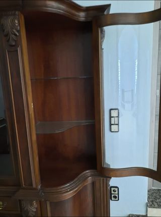 Mueble aparador vitrina vajillero Chippendale