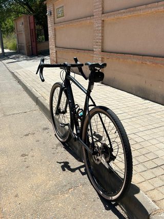 BICICLETA GRAVEL KROSS ESKER 6.0
