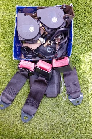 Cinturones peugeot 306