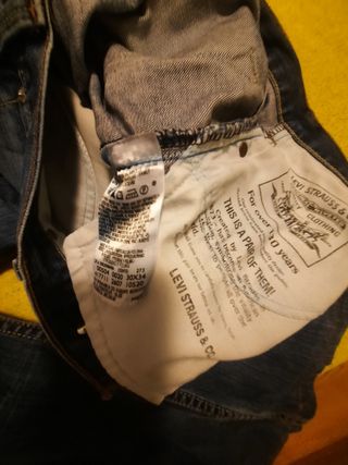 Pantalón Levi's 504