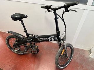 Bicicleta electrica torrot city surfer