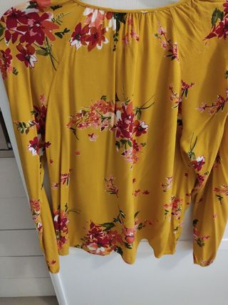 Blusa amarilla
