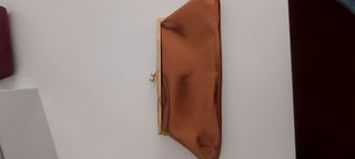 Bonito bolso de mano de Fiesta 