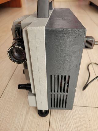 PROYECTOR SUPER 8