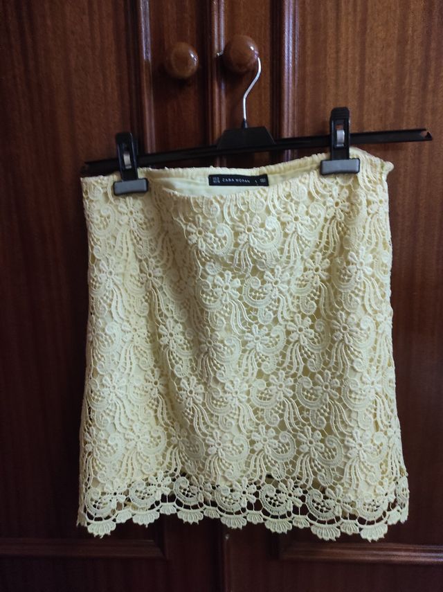 Falda encaje Zara