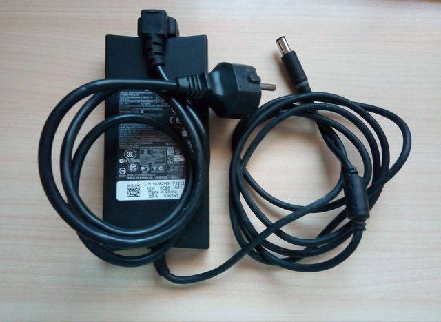 NUEVOS Cargadores DELL 130W