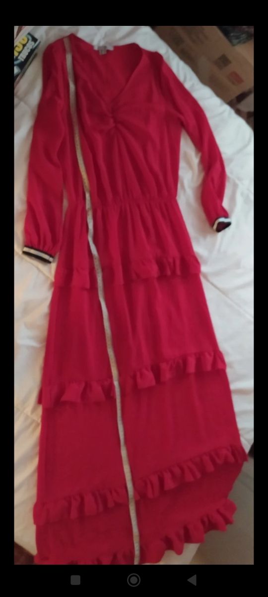 Vestido rojo largo volantes venca 36 .15 euros