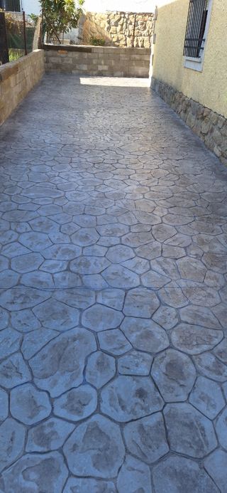 SOLERA DE HORMIGON IMPRESO 