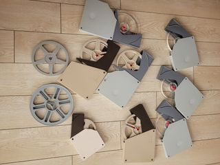 SUPER 8, 8 FUNDAS Y BOBINAS + 2 BOBINAS