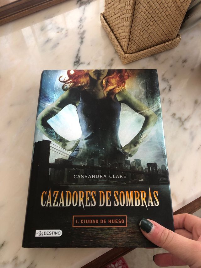Cazadores de sombras 1, ciudad de hueso