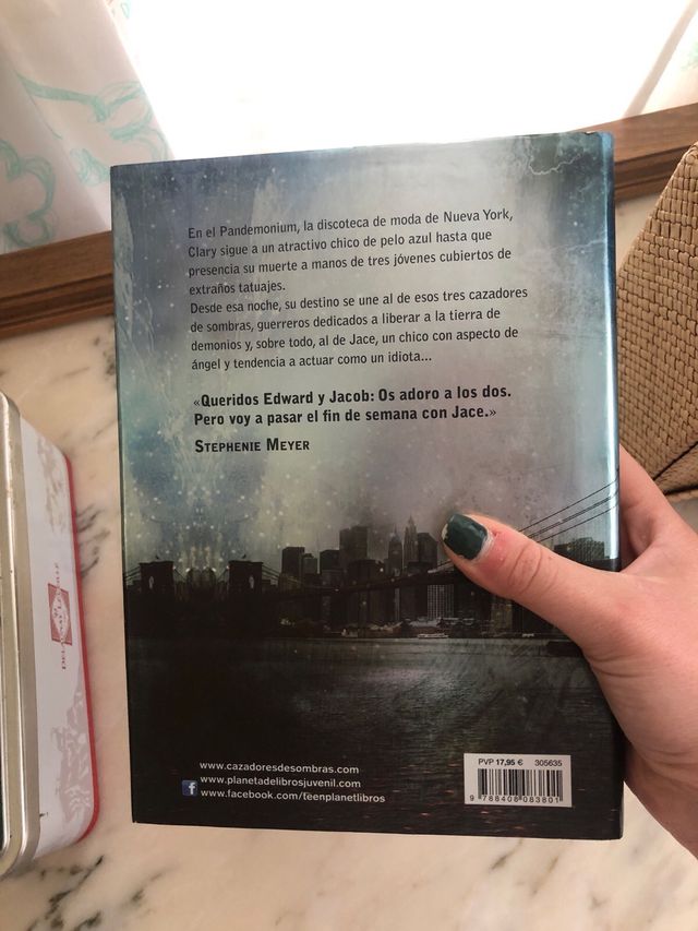 Cazadores de sombras 1, ciudad de hueso