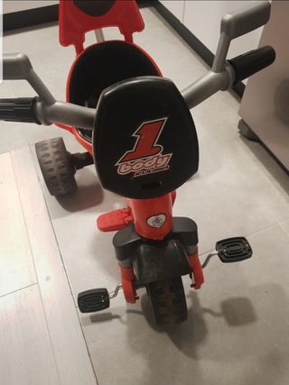 Triciclo evolutivo marca Body Injusa 