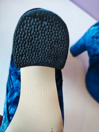 Botín azul terciopelo BLANCO talla 39.