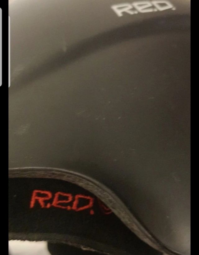 Casco de niños marca Red