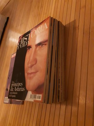 Lote de 8 revistas de historia y vida