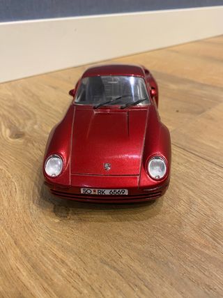 se vende maqueta de coche porsche