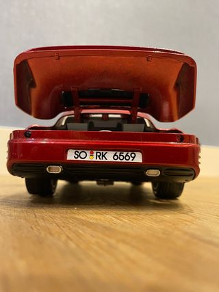 se vende maqueta de coche porsche