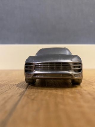 se vende maqueta de coche de porsche macan turbo