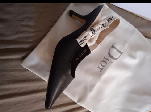 jadior zapatos No rebajo! No insistir!!!No rebajo!