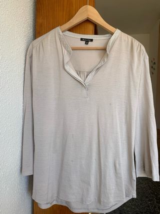 Camiseta gris 