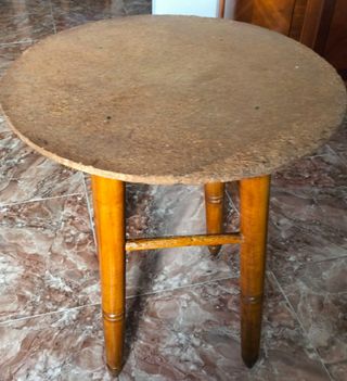 Mesa pequeña redonda 50x60alto