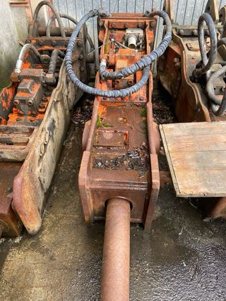 Martillo Hidraulico NPK E210C