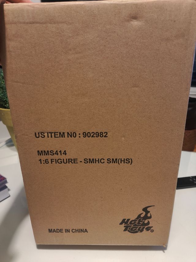 Figura hot toys spiderman mms414