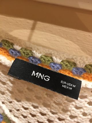 JERSEIS Y FALDA DE MANGO NUEVOS