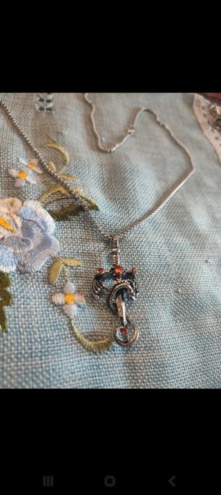 Collana drago intrecciato spada Dorata stupenda