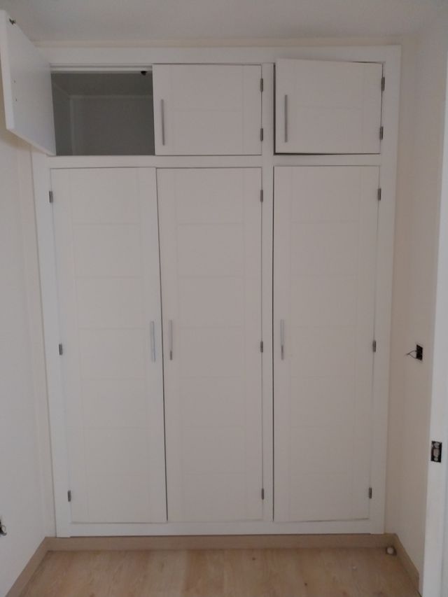 Lote 8 puertas macizas blancas armario