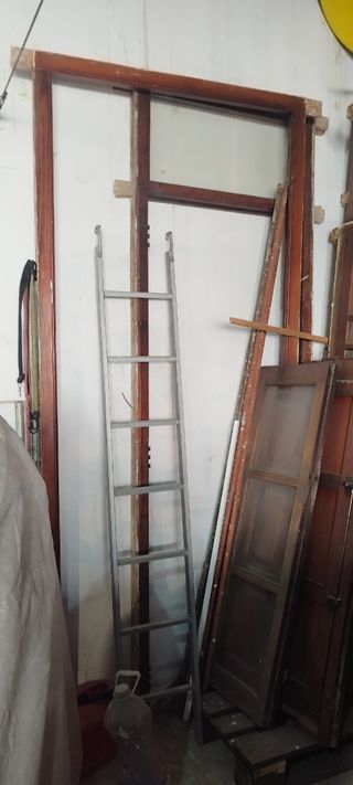 Puerta madera mobila (pino americano)