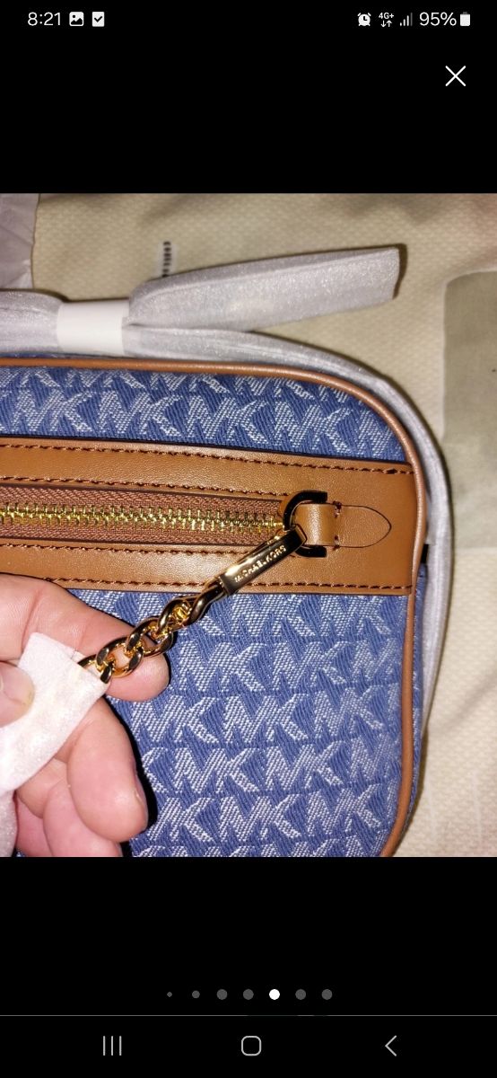 Bandolera Michael kors denim .