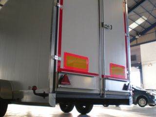 remolques cerrados robustos de gran capacidad