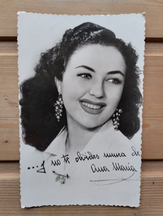 Fotografía antigua de la actriz Queta Claver