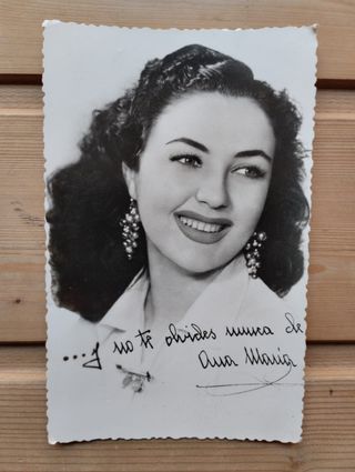 Fotografía antigua de la actriz Queta Claver