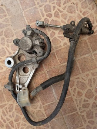 Accesorios motos,ruedas,son de RD 04 , también