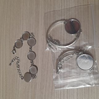 Bracciali