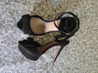 TACONES,SANDALIAS STRADIVARIUS TALLA 39
