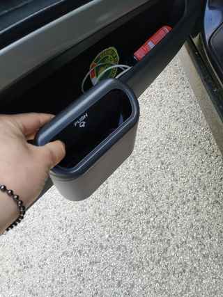 Pattumiera per auto 