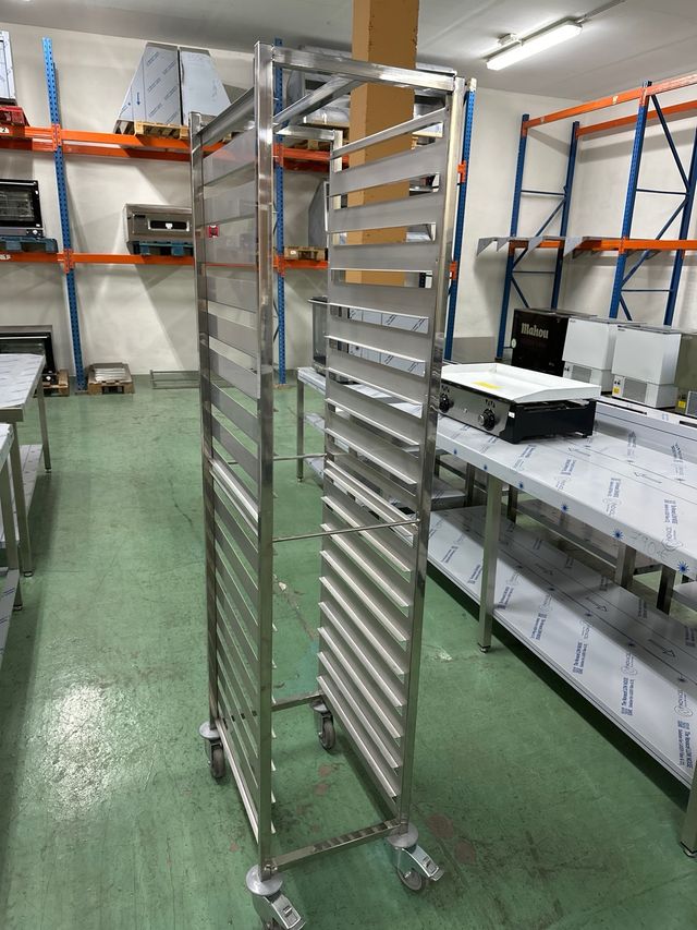 CARRO  PARA BANDEJAS GN 1/1 ACERO INOX