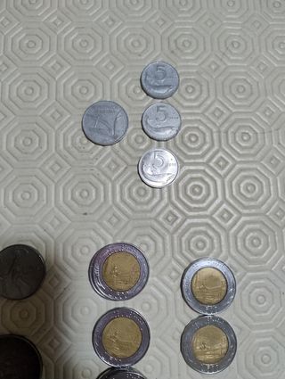 250 g lire Italia (45 pz) + San Marino (2 pz)