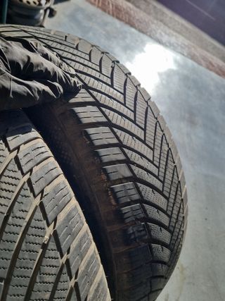 X2 225/55R19 minerva allseason