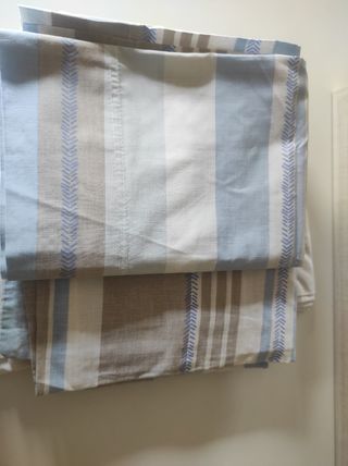 Juego de sabanas para edredón. Para cama de 90.