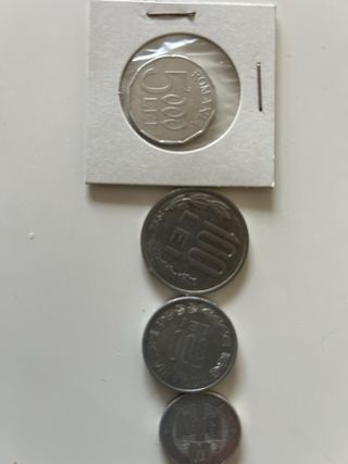 49 Monedas diferentes paises