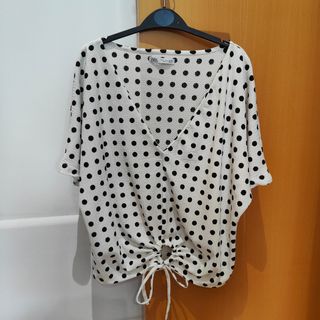 Camisa lunares Zara
