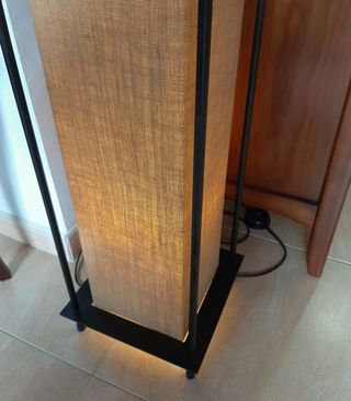 Lámpara de pie Colonial