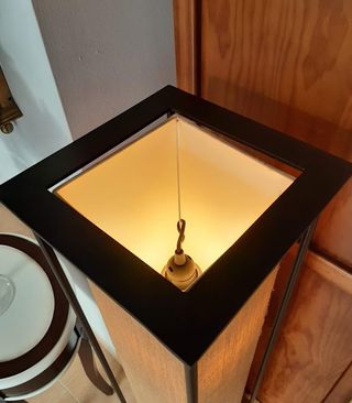 Lámpara de pie Colonial