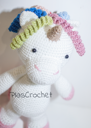 Unicornio peluche animal fantástico amigurumi